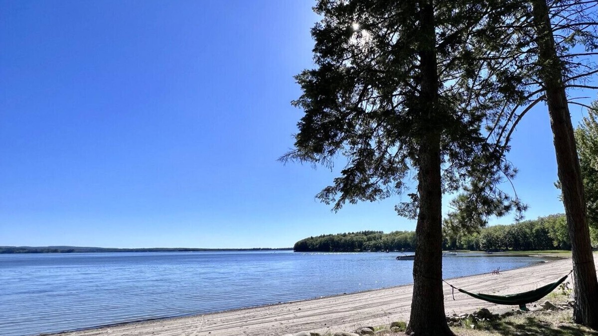 Burnham Cabin | The Hideout - Just Steps to the Beach!