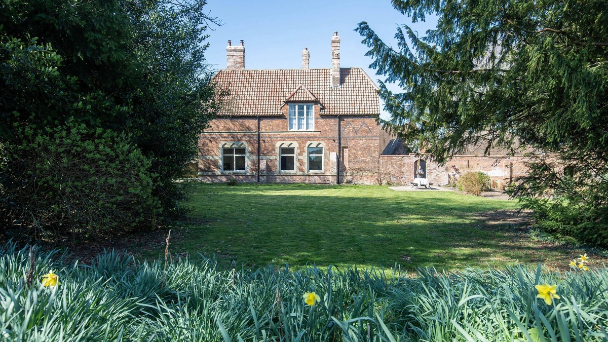 Baldersby House | The Hill - Country House - Dog Friendly