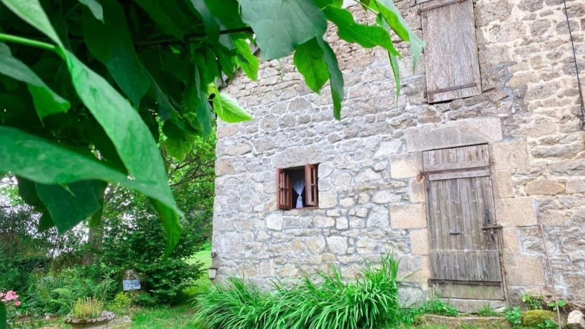Saint-Dizier-Leyrenne House | The hills gîte onze Beauval