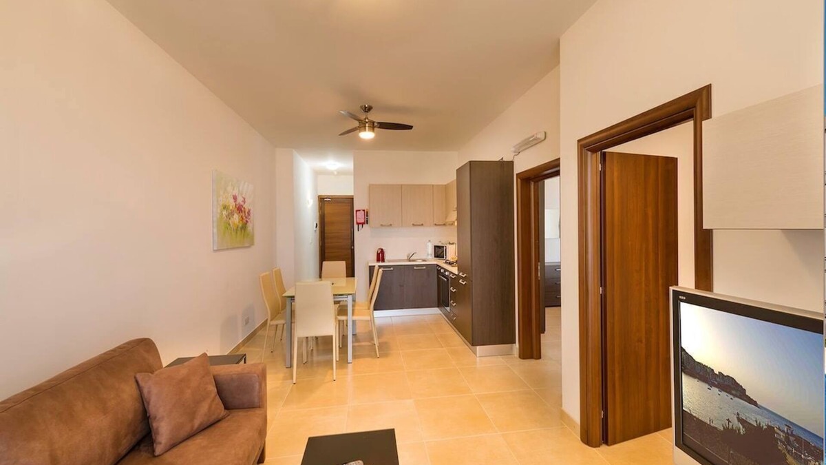 Marsalforn Apartment | The Hillock North G20