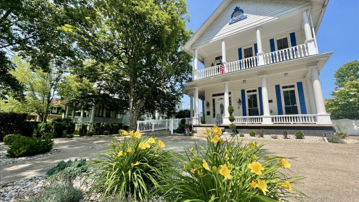 Marietta Apartment | The Historic Buckley House