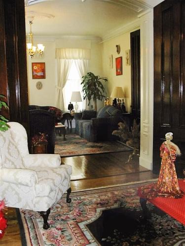 Mill River House | The Historic Mansion