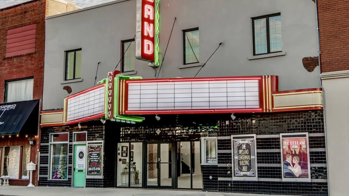 Clinton Bed & Breakfast | The Historical Redland Theater will take you back to the 1920's!