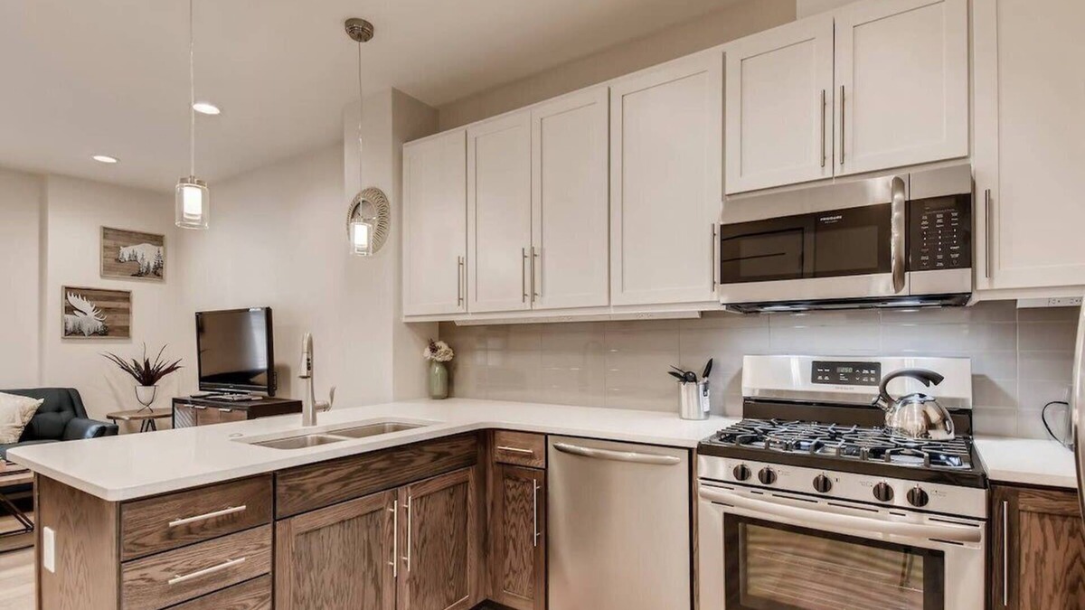Georgetown Condo | The Hollyhock Hideaway/Close to Slopes