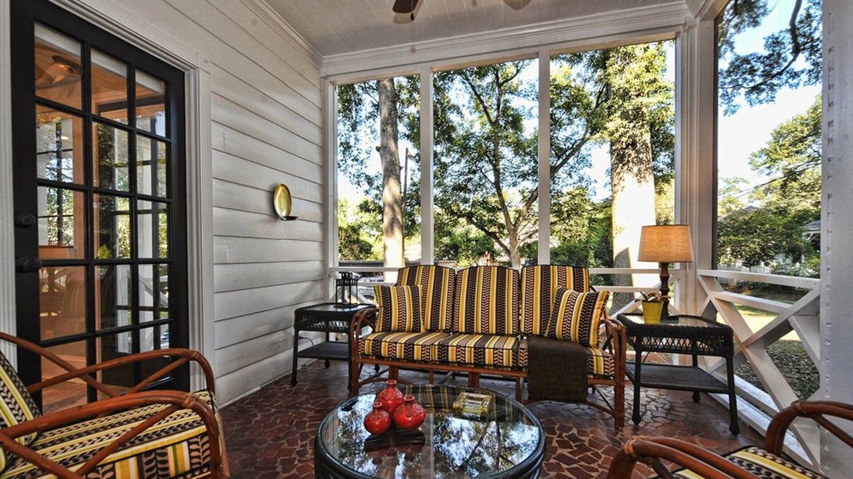 Myers Park Apartment | The Home Collection - 600 Hermitage Road