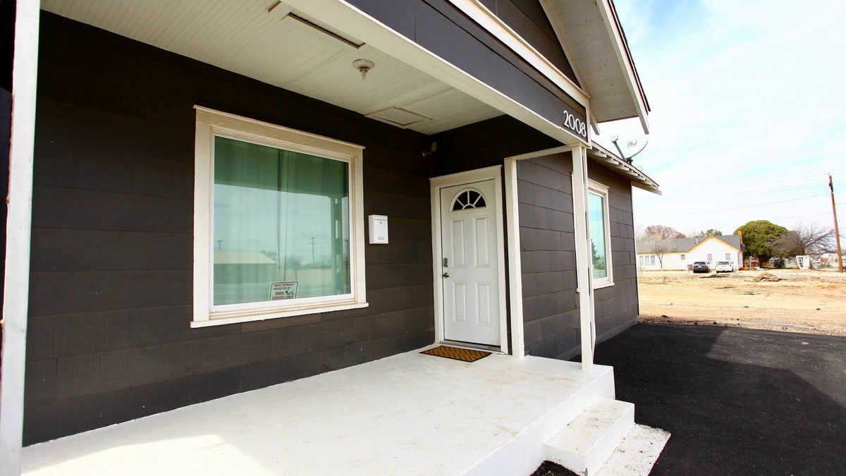 Big Spring House | The Home Realtor Guest House
