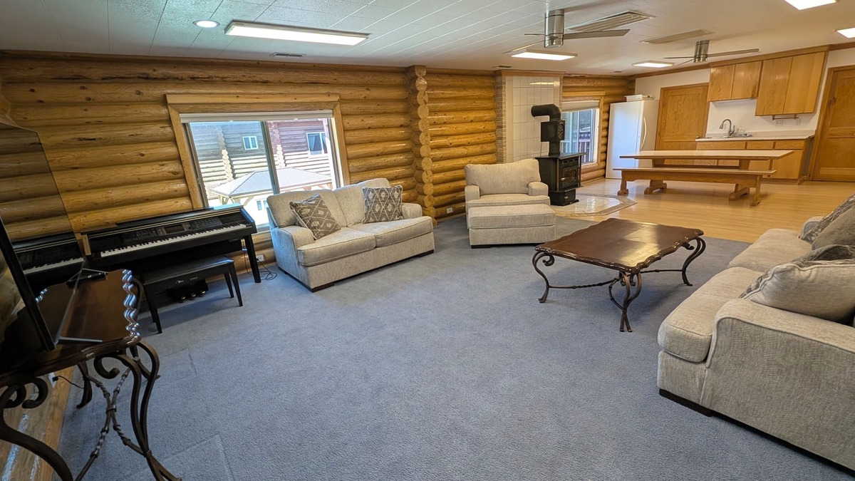 Hot Springs Cabin | The Homestead Wing