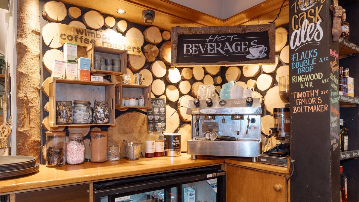 Wimborne Hotel | The Horton Inn