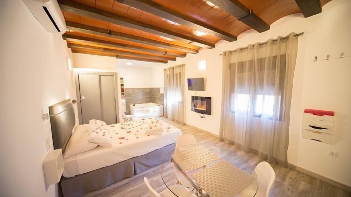 Santa Cruz de la Sierra Cottage | The House of Luis for 2 people