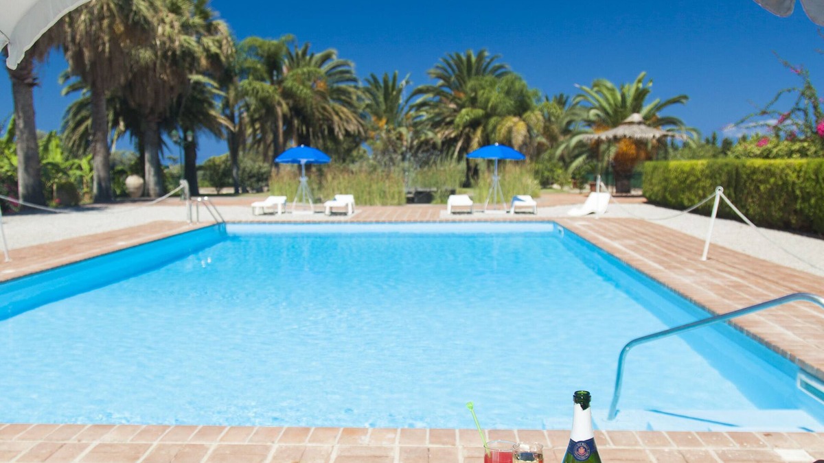 Sant'Agata di Militello House | The House In The Park with Swimming Pool