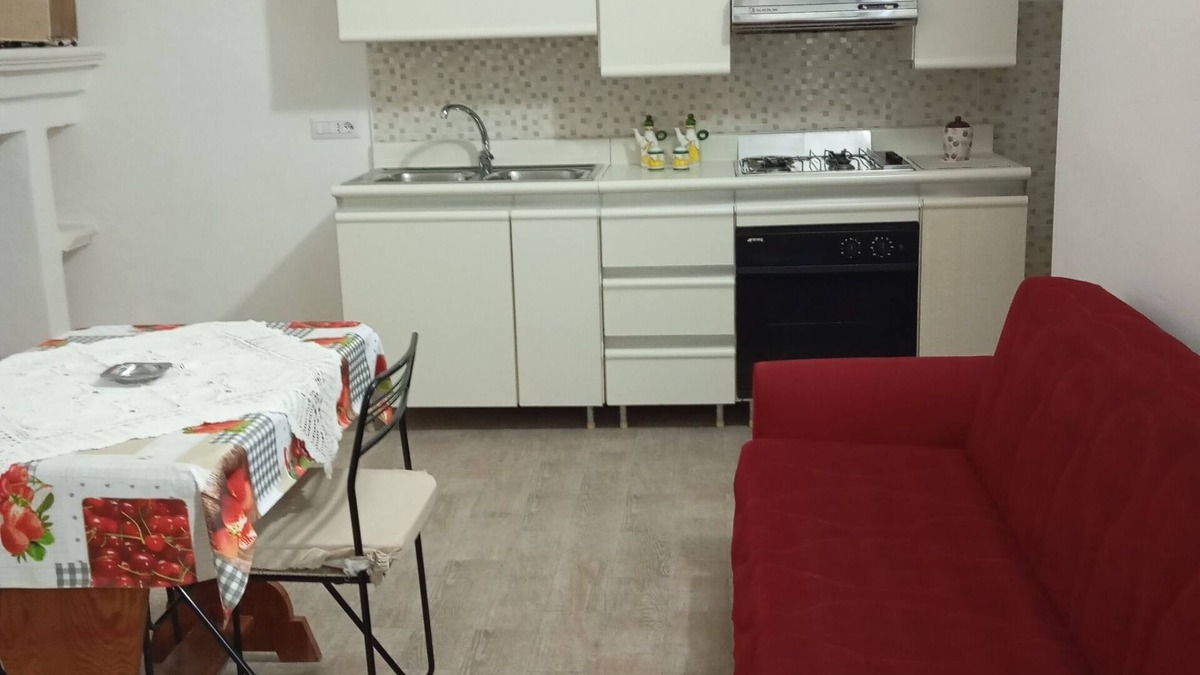 Pisticci Apartment | THE HOUSE a few kilometers from the sea and within walking distance of the town center