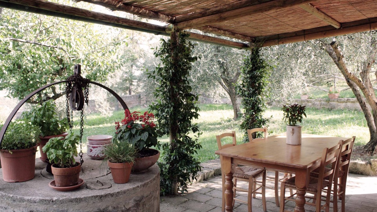 Monticchiello House | The House Annavittoria /garden in the village of Monticchiello