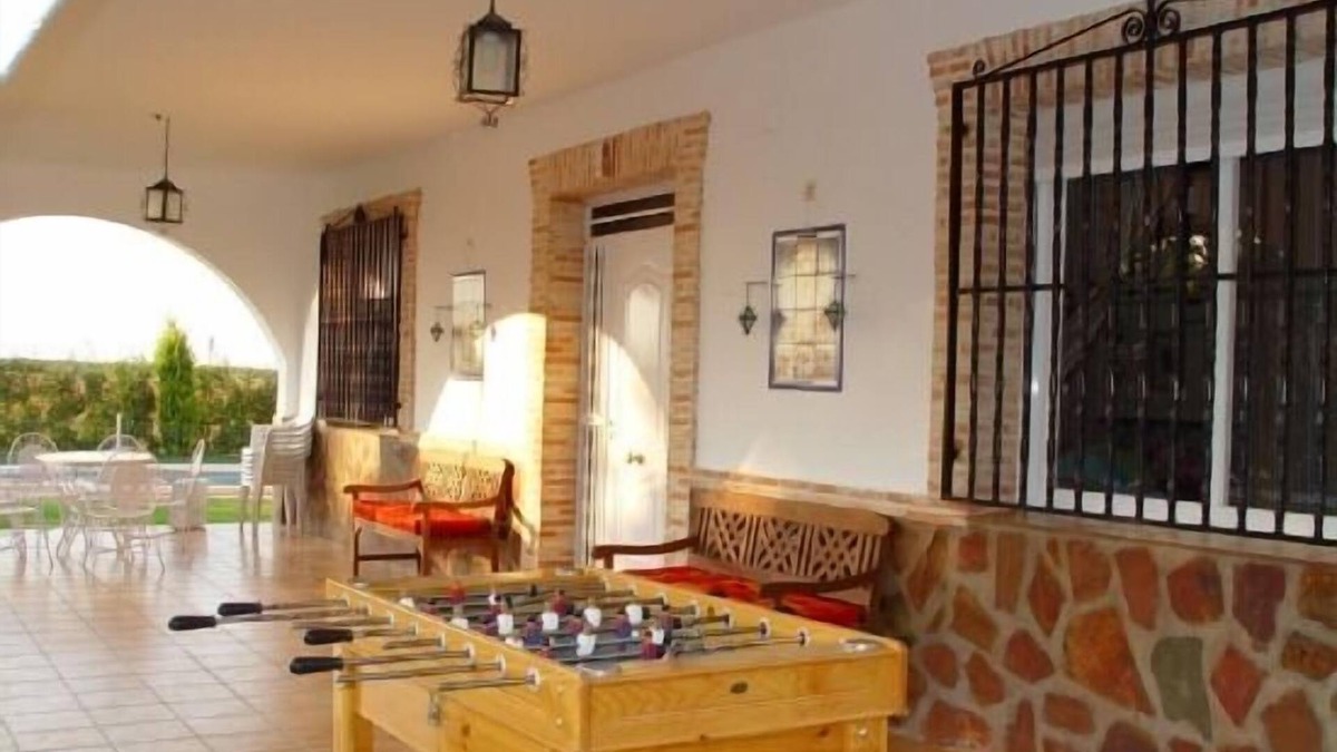 Pozuelo de Calatrava Cottage | The House of Carlos for 7 people