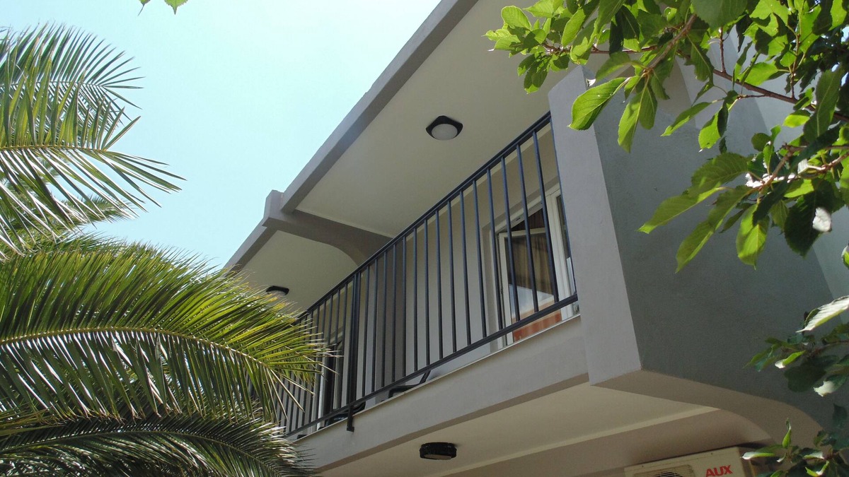 Zeljeznica Apartment | The house is on a peaceful place