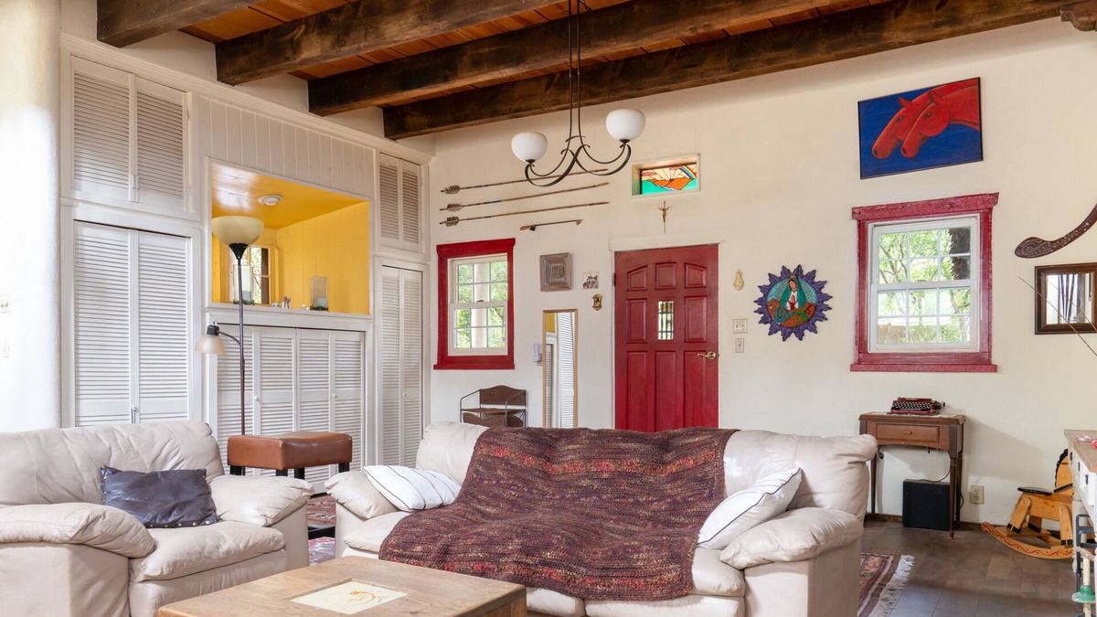 Canoncito House | The House of 5 Porches | Pet Friendly, Great Views