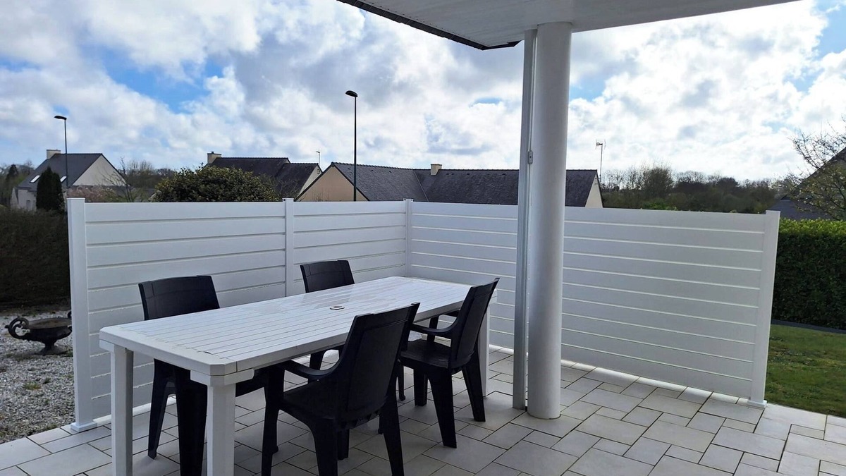 Pluguffan House | The House of Agapanthes – PRM – 20 min from the beaches