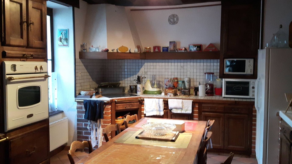 Jaligny-sur-Besbre House | THE HOUSE OF HELENE VAL DE BESBRE near LE PAL