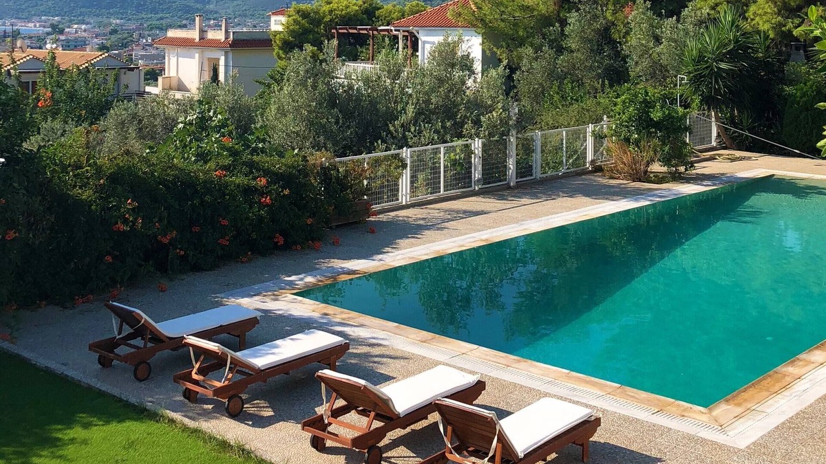 Loutra Oraias Elenis House | The House of Gratitude