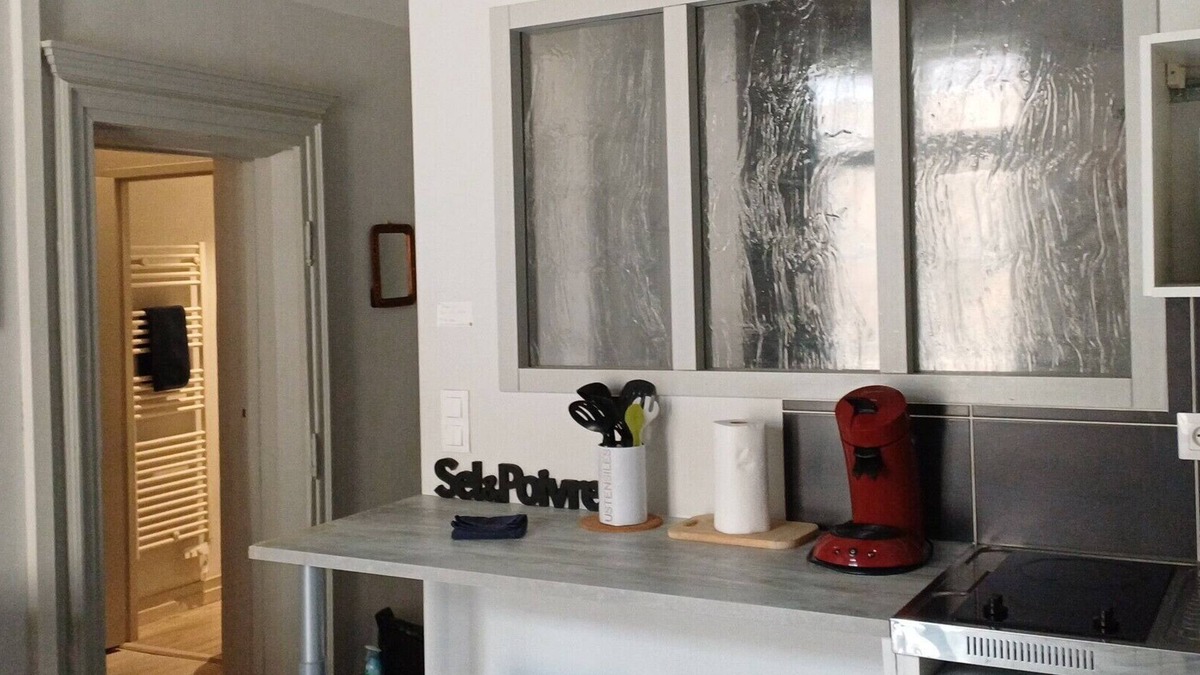 Prefecture Apartment | The House of Happiness