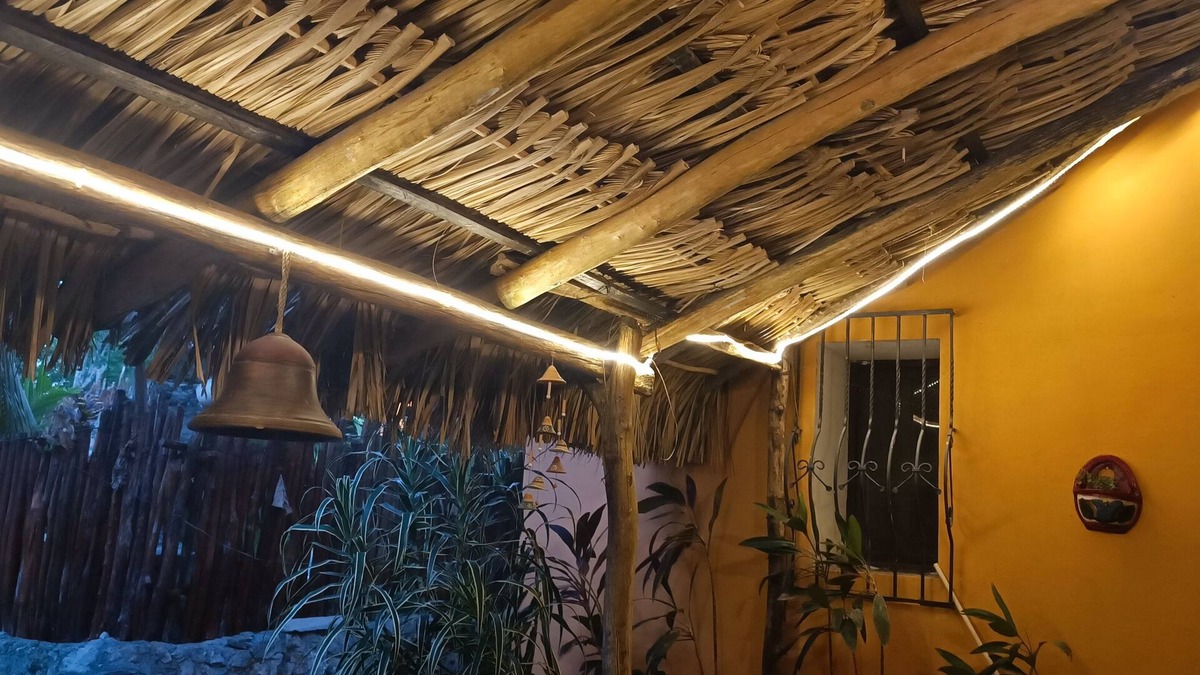 Piste House | The House of Stone and Colors in Chichen Itzá