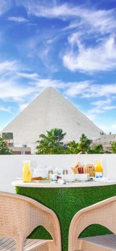 Giza Bed & Breakfast | THE HOUSE PYRAMIDS VIEW inn
