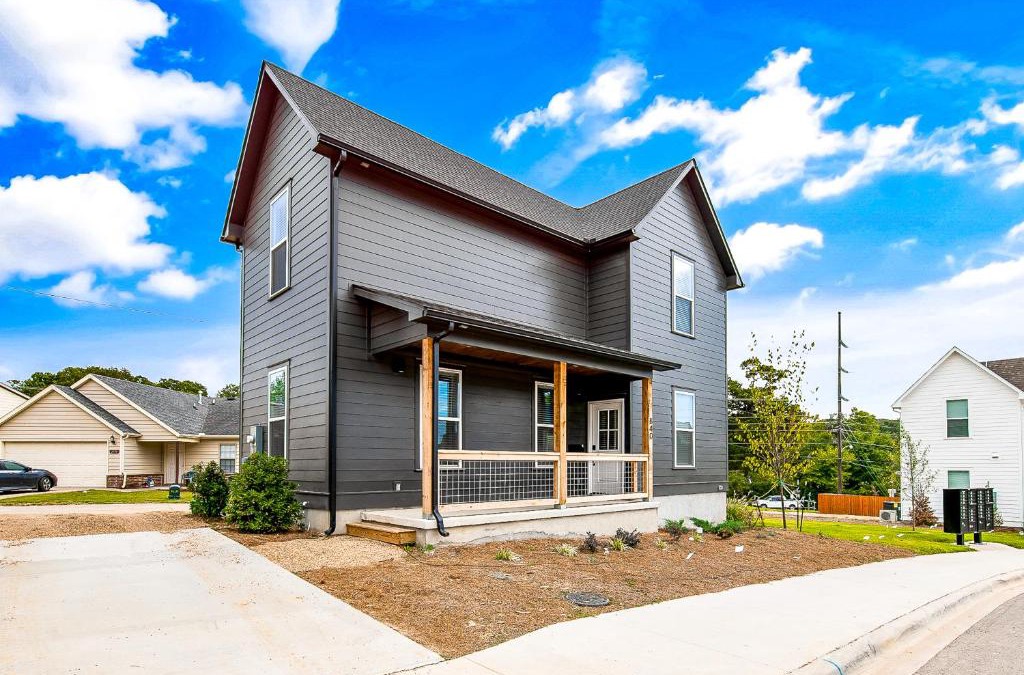 Fayetteville House | The Hub