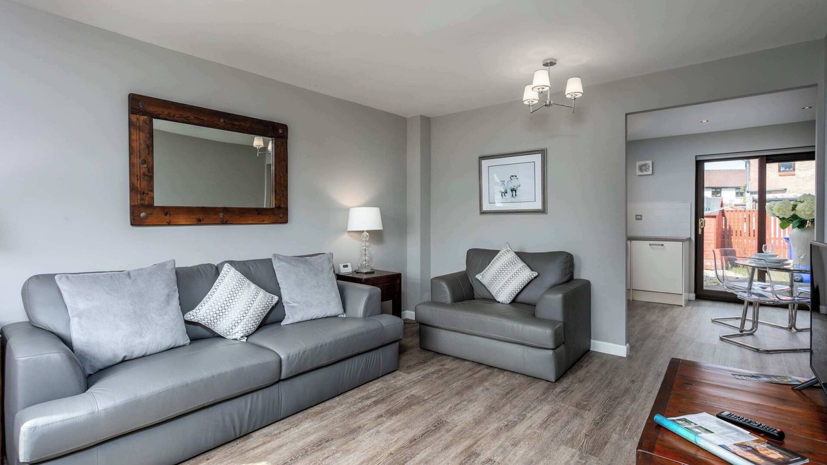 Ayr Apartment | The Huntington - Donnini Apartments