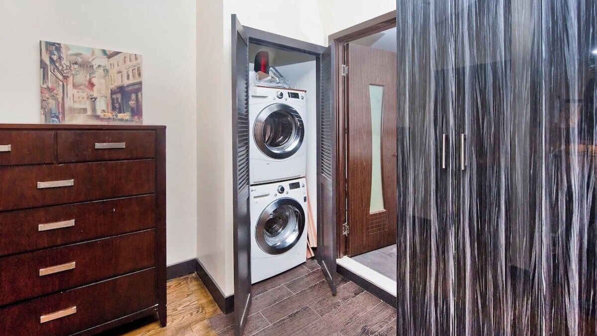 Rose Hill Apartment | The Ideal II Vibe 8558
