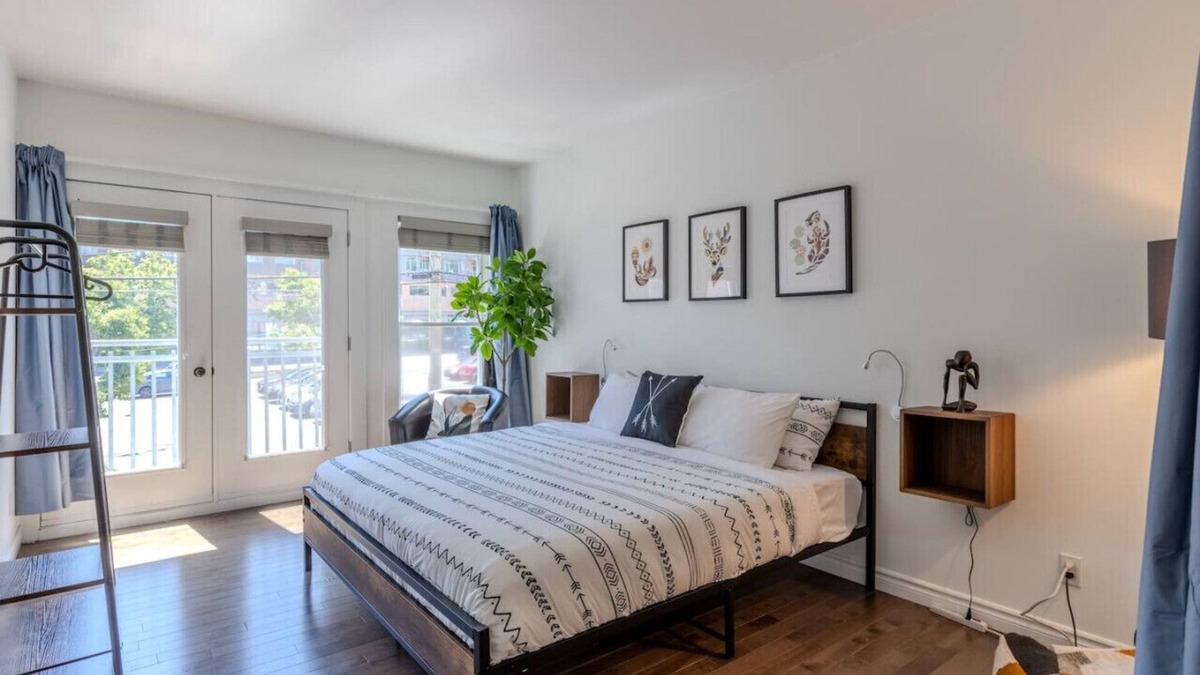 La Cite-Limoilou Apartment | The Impérial Suite + Parking + AC