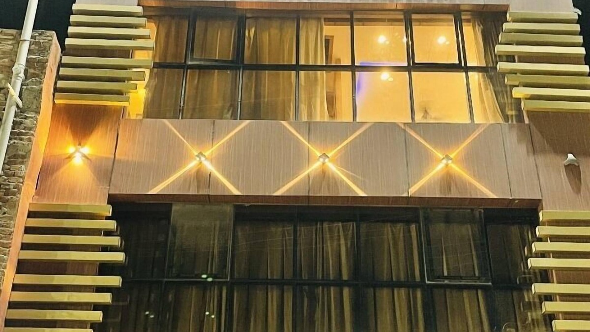 Laheriasarai Hotel | The Imperial Hotel & Restaurant By GRB
