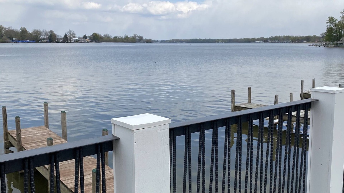 Millersport Apartment | The "Inn" at Buckeye Lake - #1 On the Water!