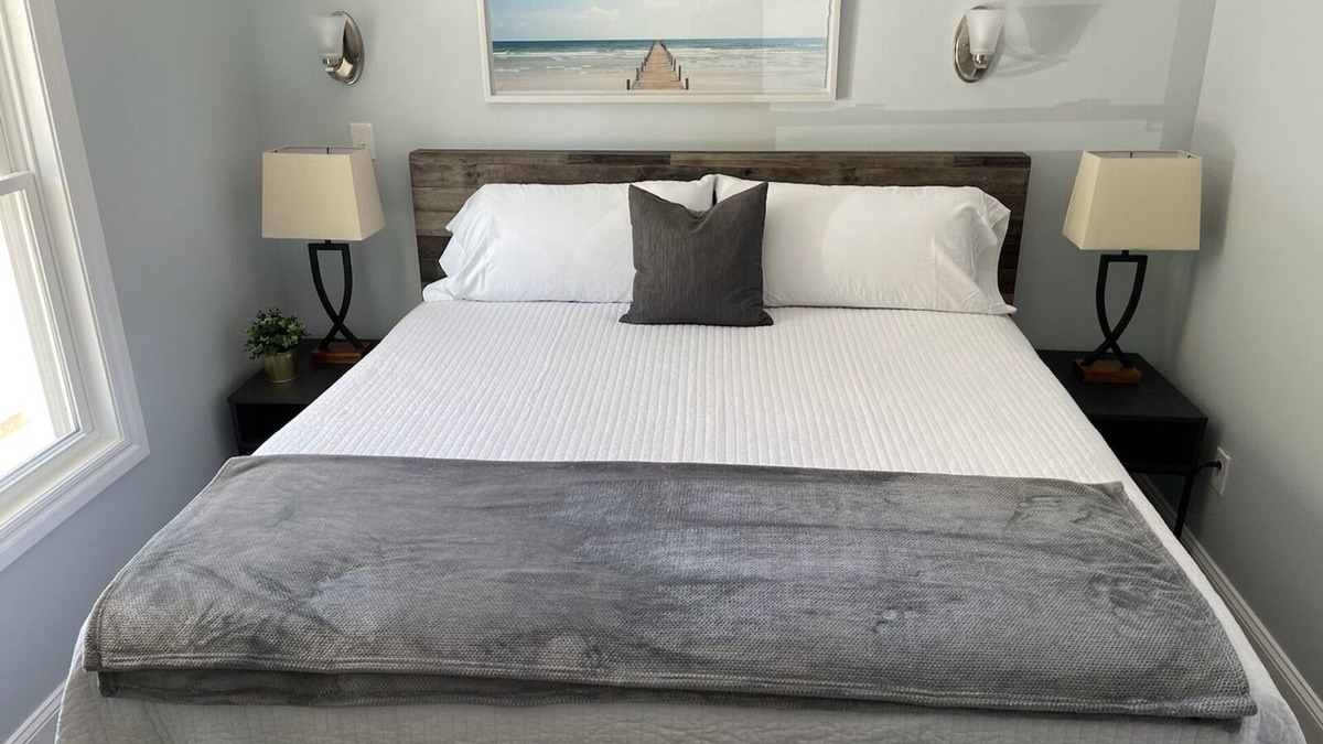 Millersport Apartment | The “Inn” at Buckeye Lake - #2 On The Water