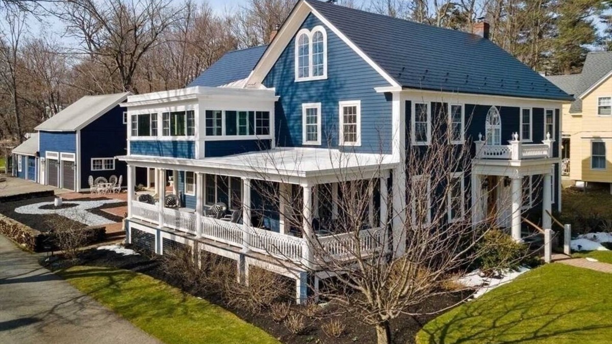 Jefferson Bed & Breakfast | The Inn Crowd Bed and Breakfast