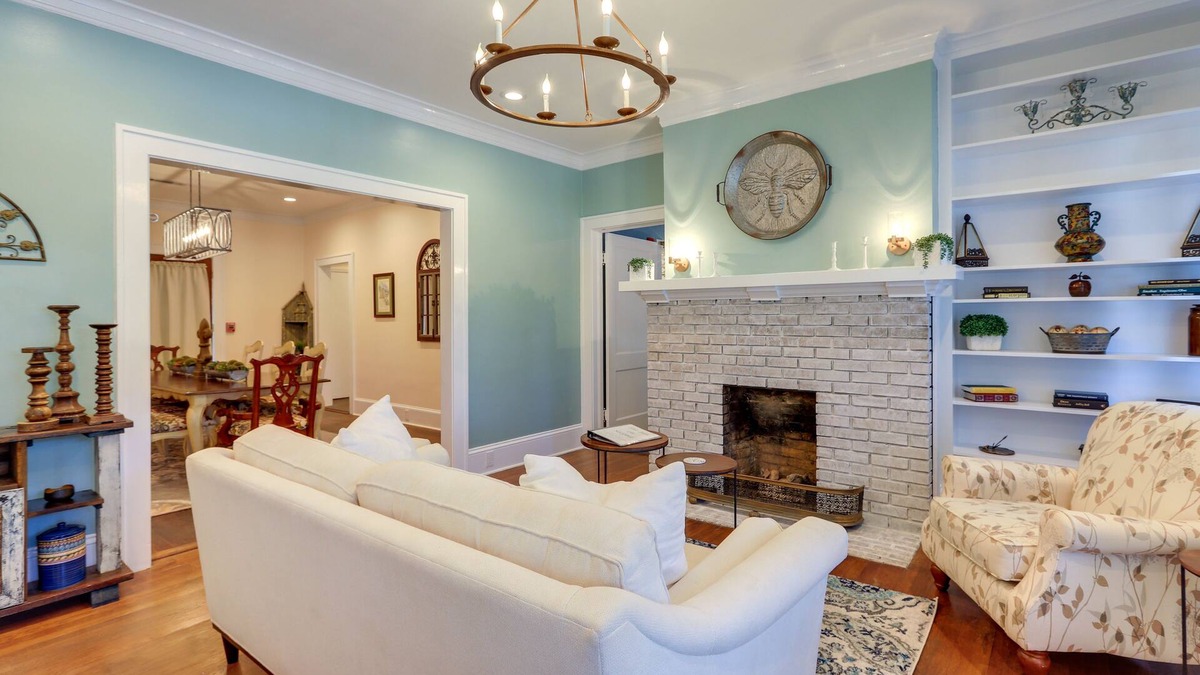 Jackson House | 'The Inn on Second' - Jackson Family Home!