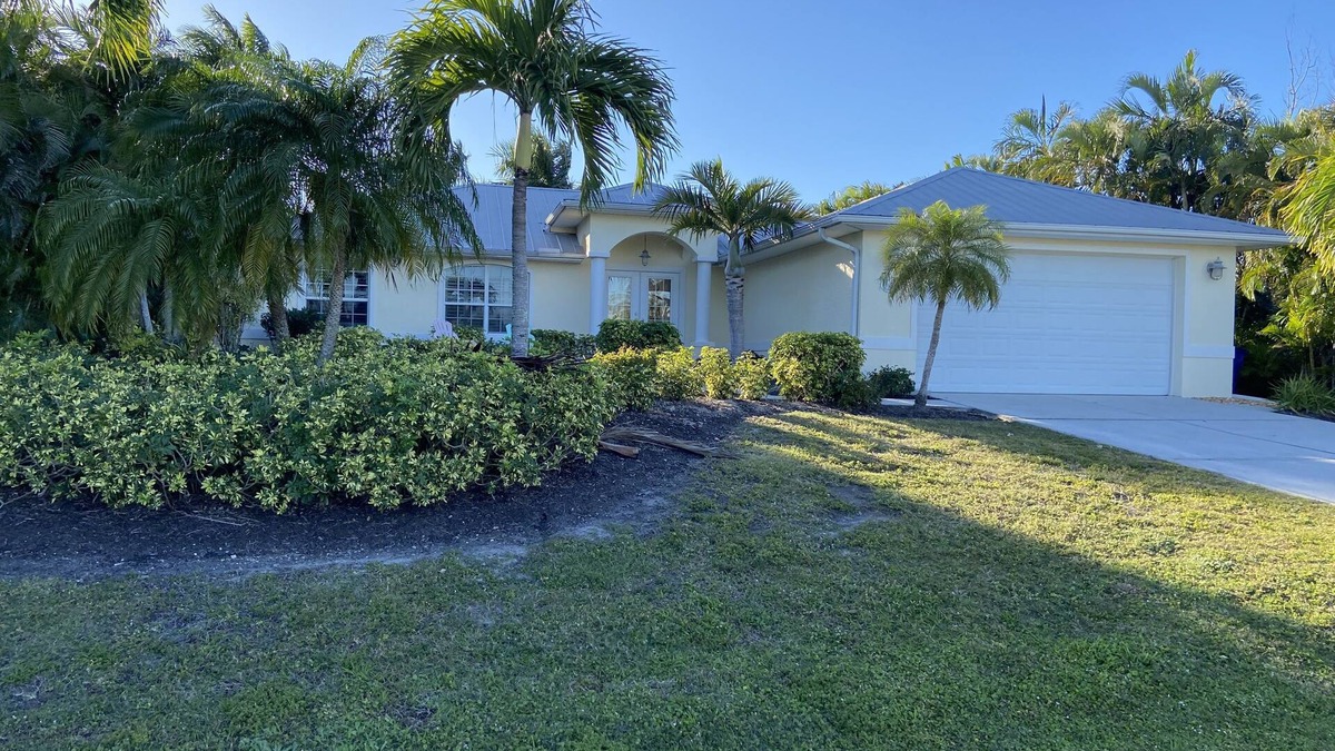 Pine Island Center House | The Island House on Pine Islandnwith heat-pump heated most privacy pool