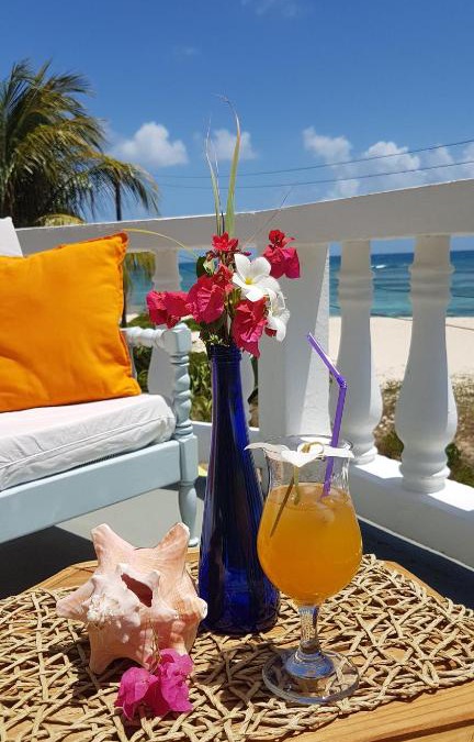 Clifton Hotel | The Islander's Inn