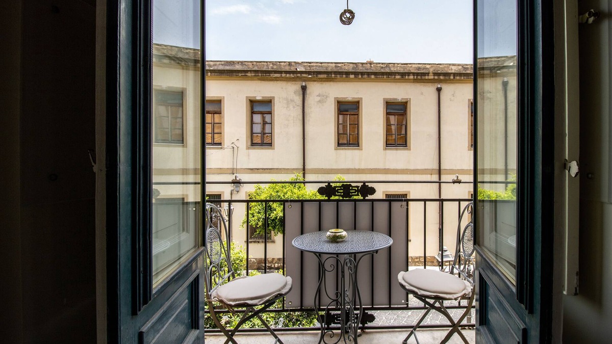Santo Stefano di Camastra Apartment | THE PALACE B&B and Apartments- Luxury Apartment