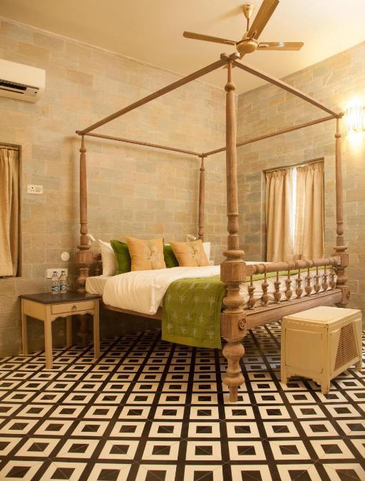 Ballygunge Bed & Breakfast | The Ivy House