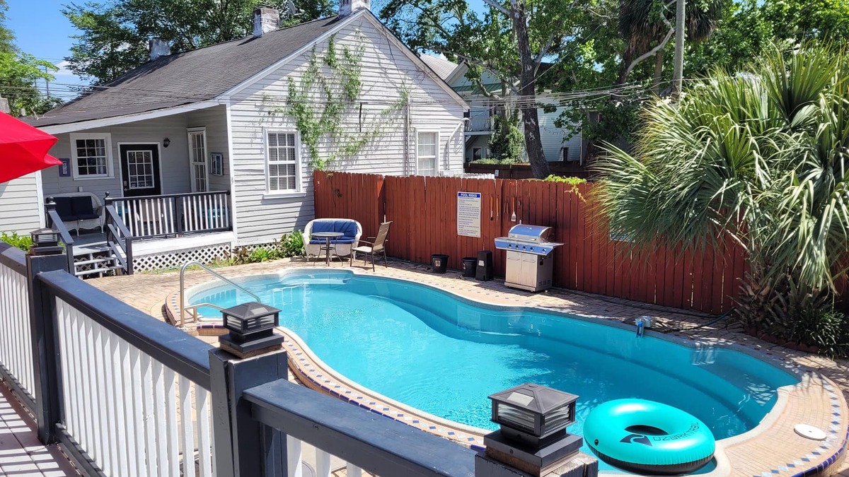 Beach Institute Condo | The James Leonard House with Pool!
