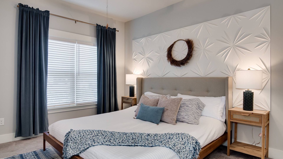 Gracewood Apartment | The James | Modern King Bed apartment outside Ft. Gordon