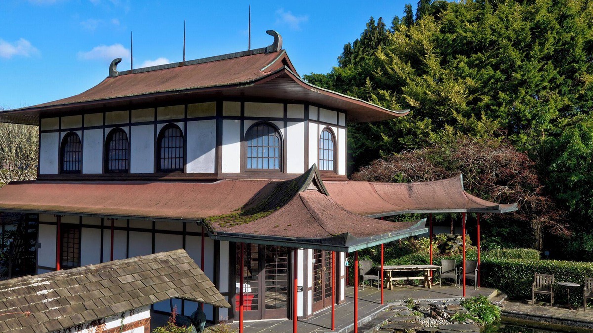Tollard Royal House | The Japanese Pavilion, set within the Cranborne Chase