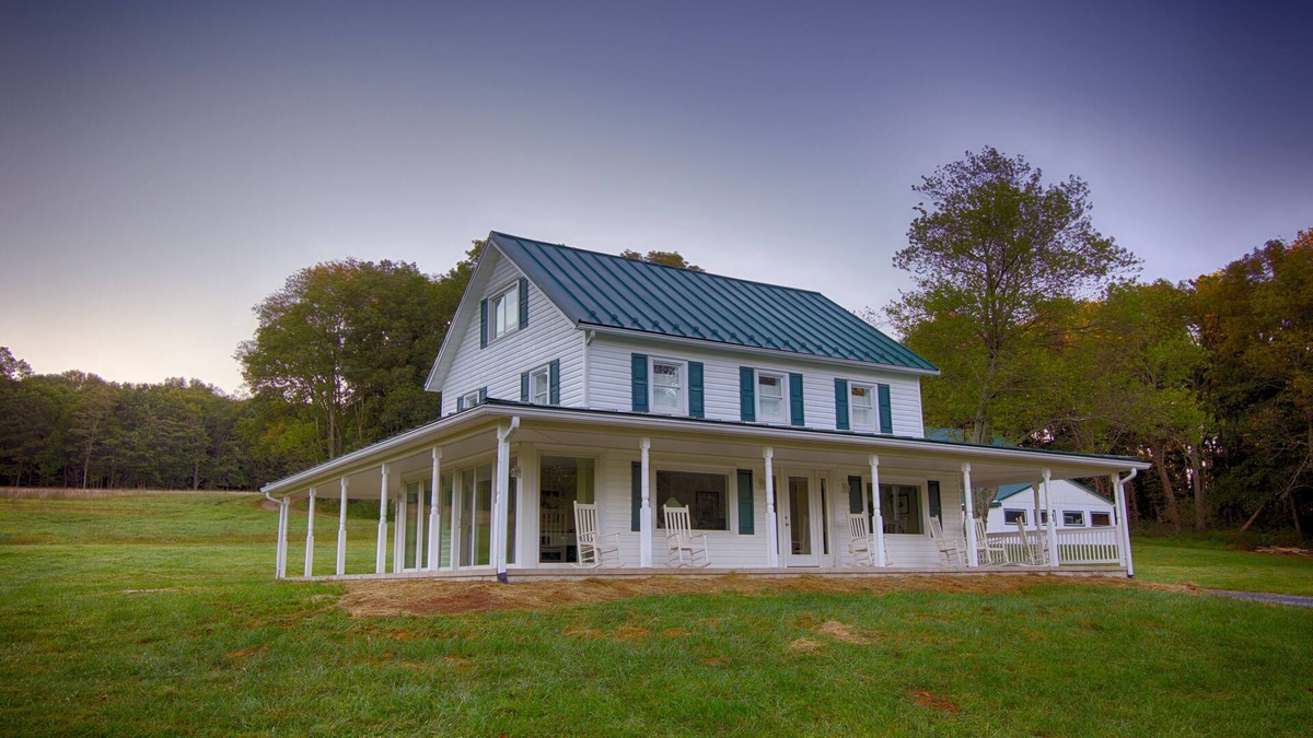 Thurmont House | The Jefferson House (or for retreats book the whole Caboose Farm compound)