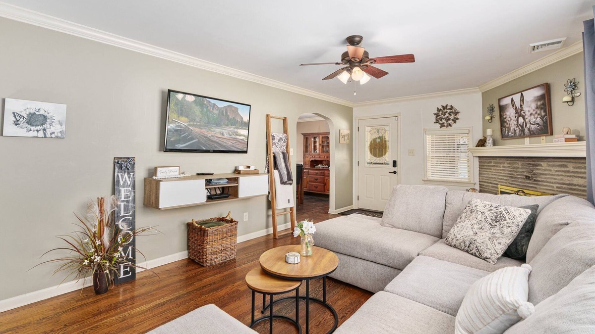 Slatington House | The Jolly Rancher