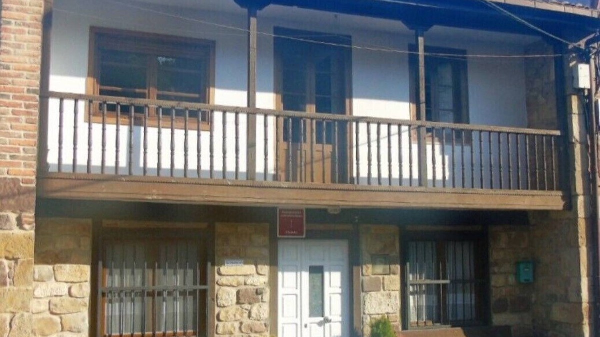Caranceja Cottage | The Jomeruca. Town house near beach and mountains