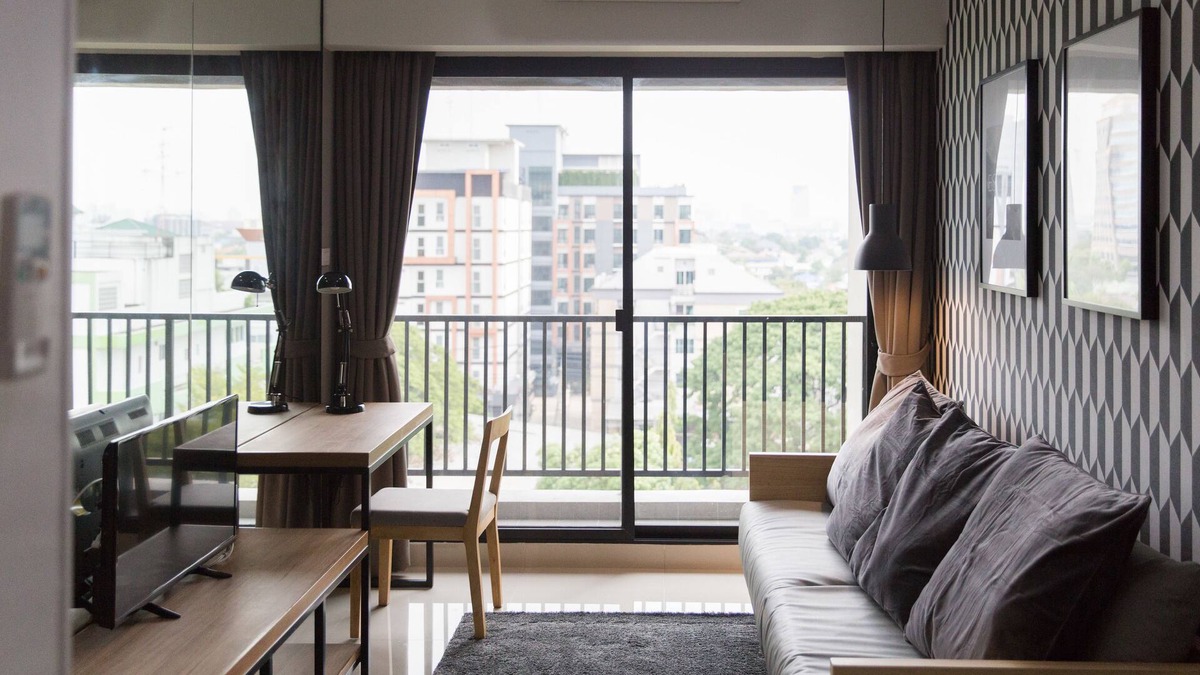 Lak Si Hotel | The Journey Hotel