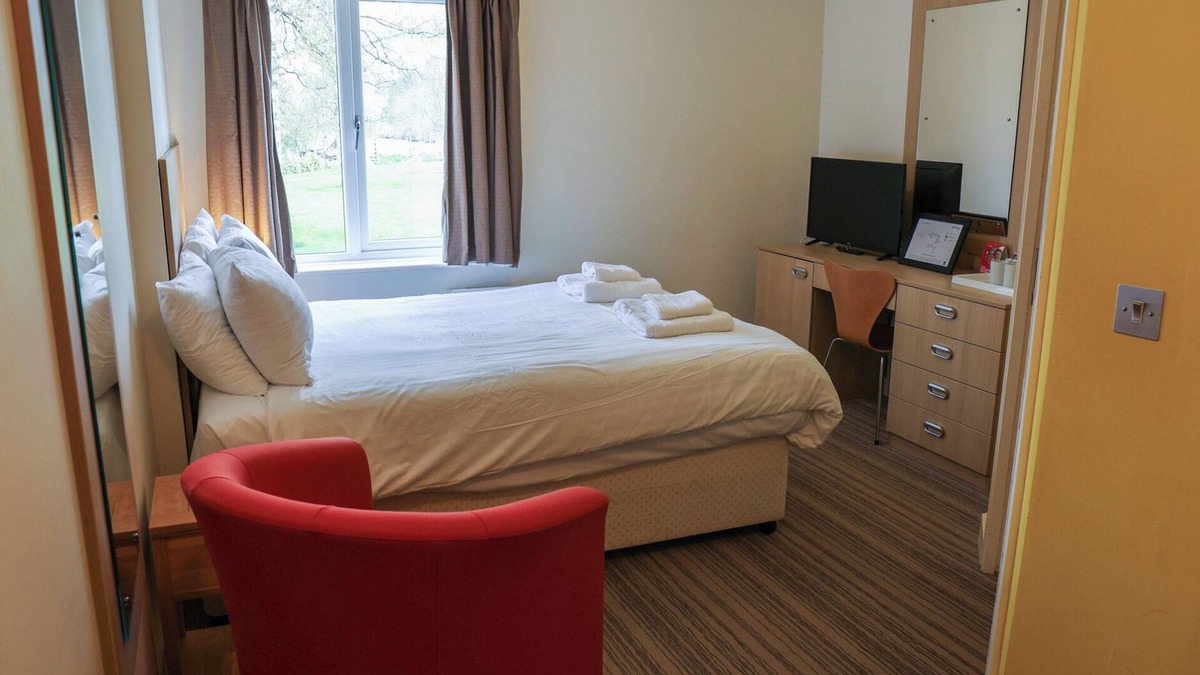 Eamont Bridge Cottage | THE JUBILEE ROOST AT EAMONT PARK in Penrith