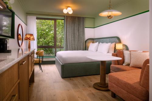 Pimlico Hotel | The July - London Victoria
