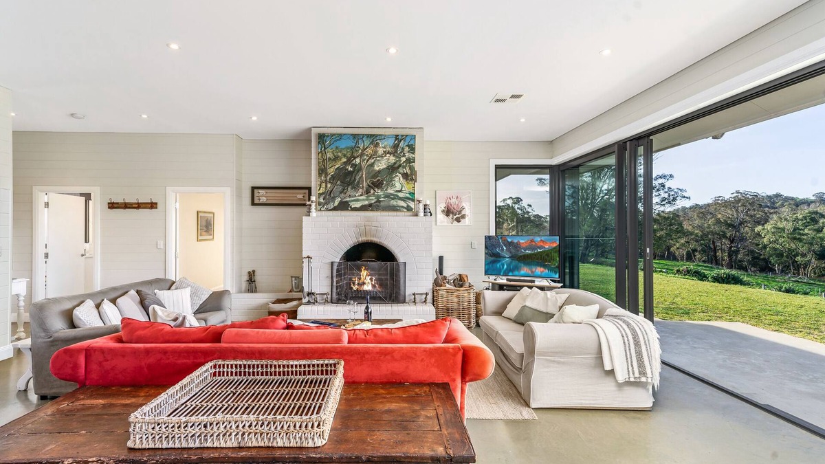 Brayton House | The Junction Canyonleigh. Idyllic Weekends