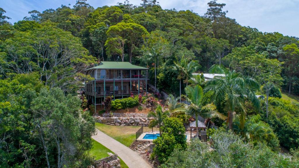Doonan Cabin | The Junglehouse Noosa