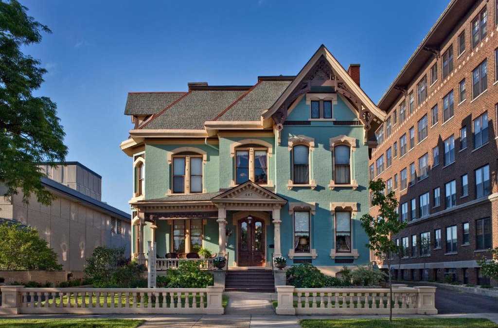 Central Business District Bed & Breakfast | The Kalamazoo House Bed & Breakfast
